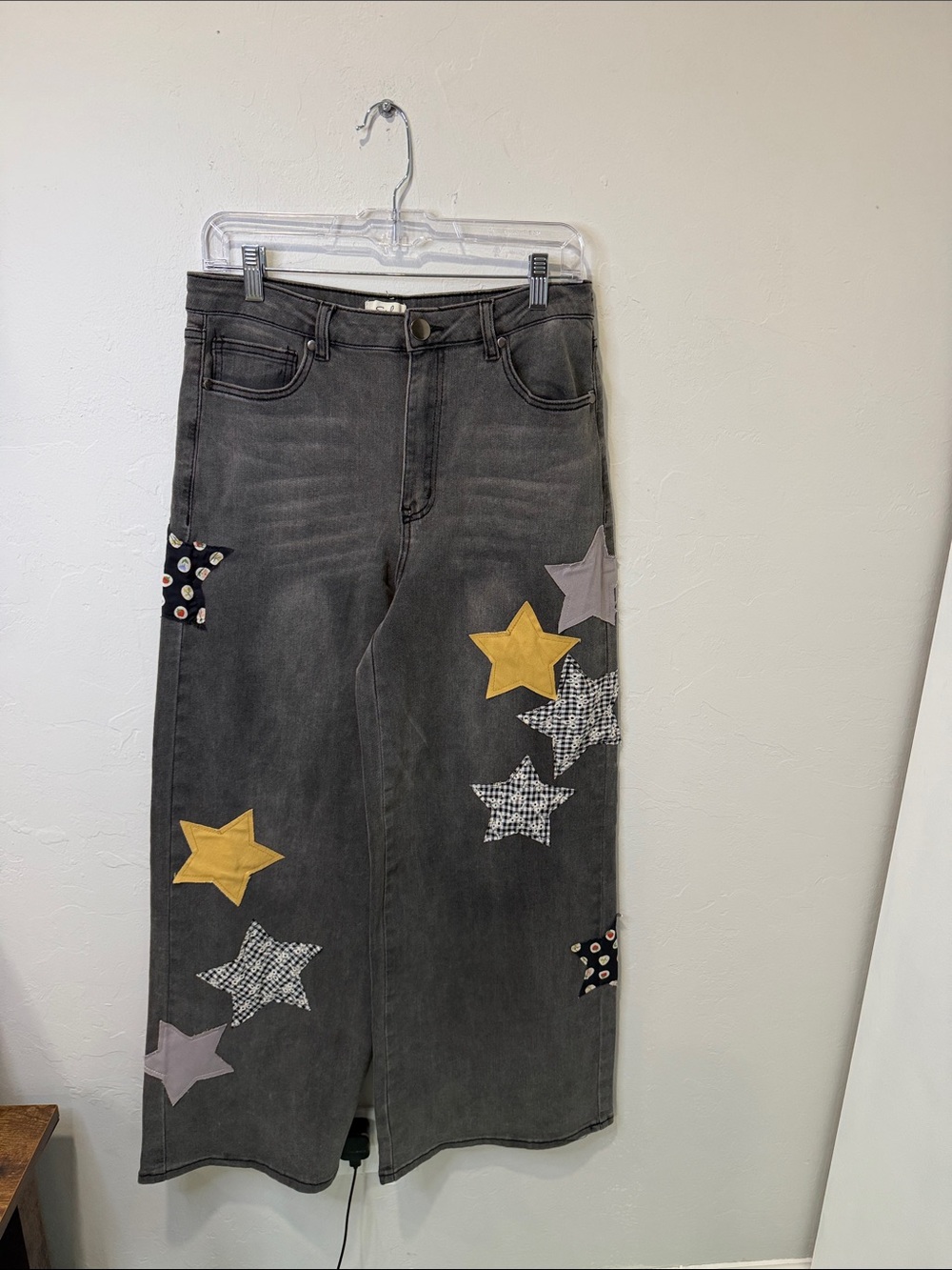 easel Gray Wide-Leg Jeans with Star Patchwork